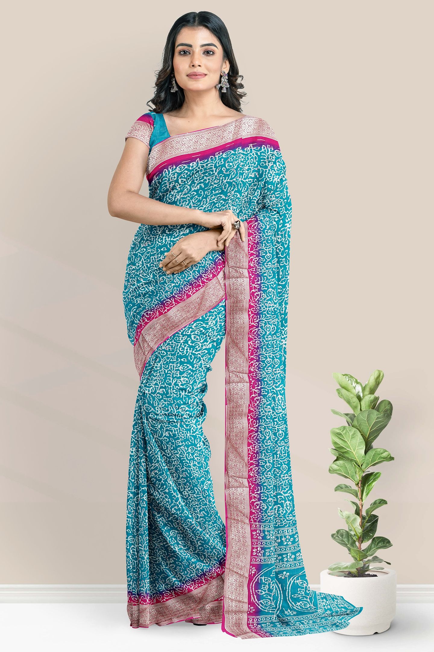 Georgette Bathik Print Design Rama Green With Pink Saree
