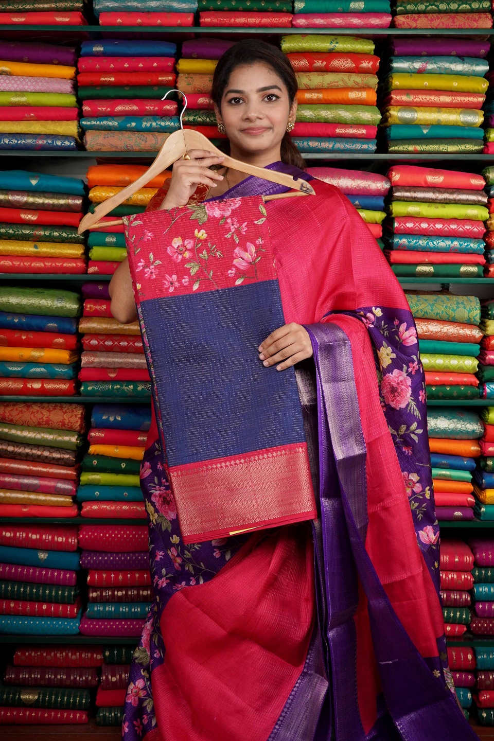 Soft Silk Doria Weaving Navy Blue And Pink Saree