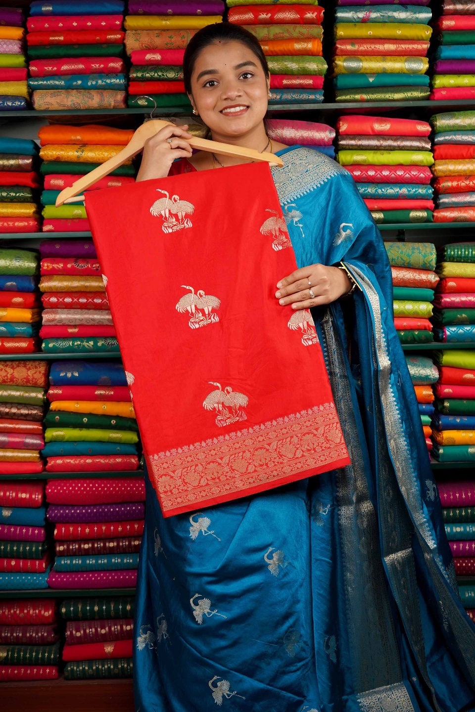 Russian Crepe Zari Butti Red Saree