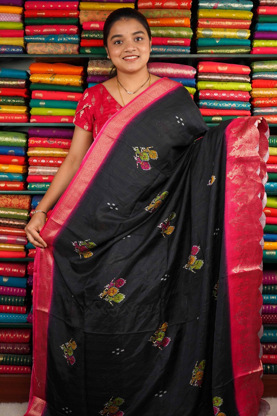 Fancy Soft Silk Scallop Border Black And Pink Saree