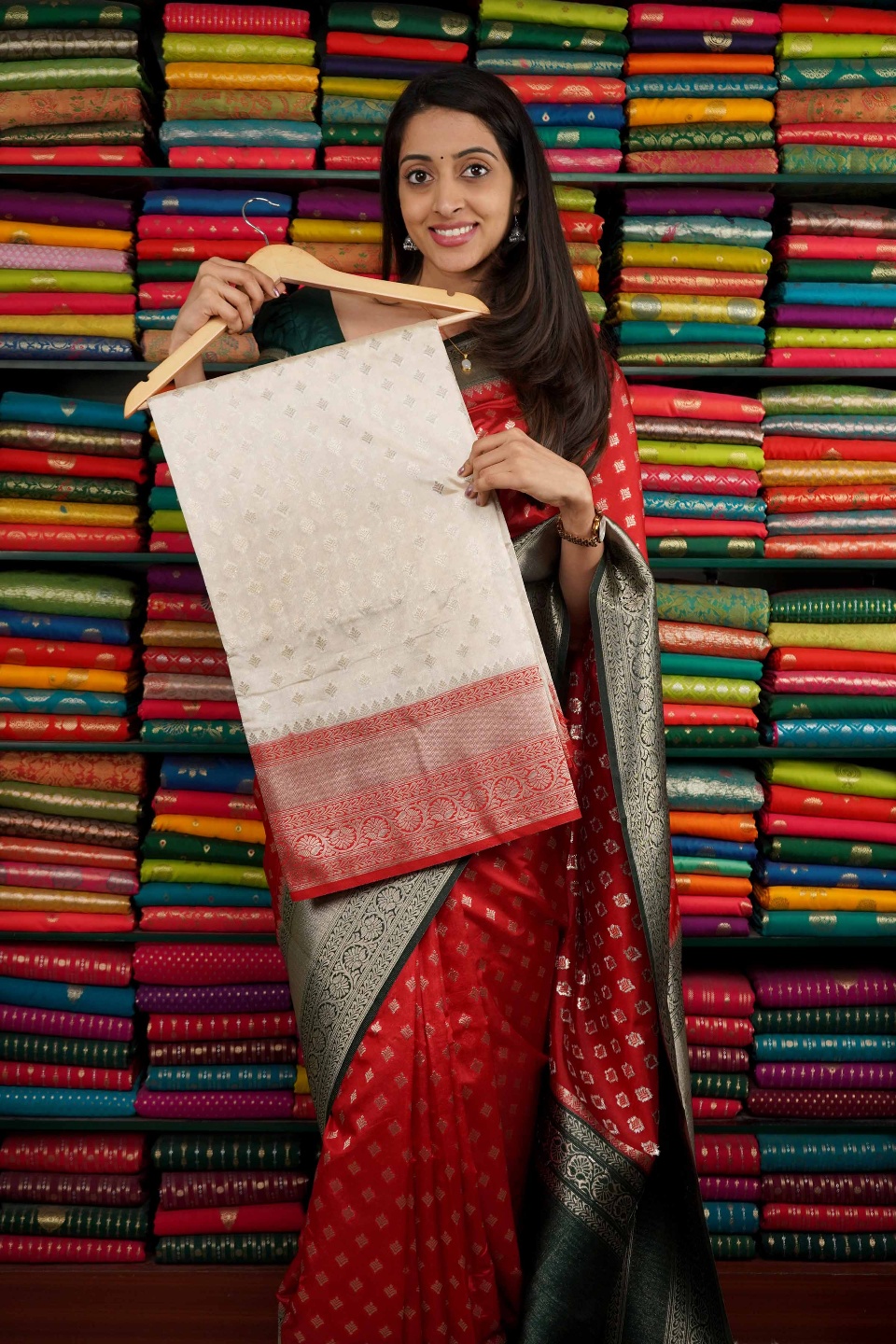 Jute Silk Butti With Zari Border Half White And Red Saree