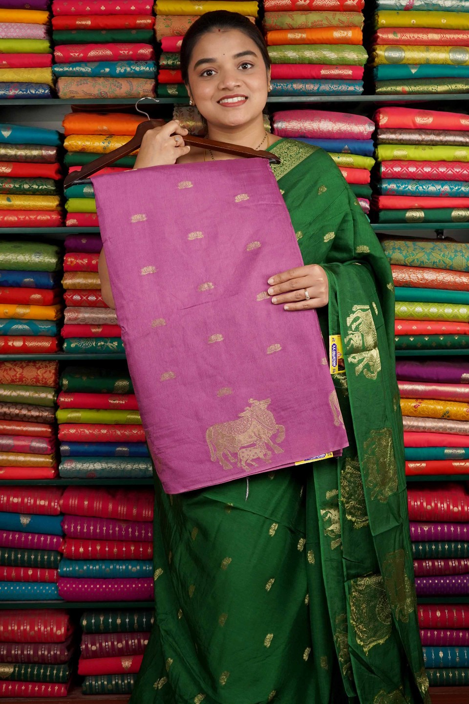 Mashru Silk Lotus Butta Onion Pink And Wine Saree