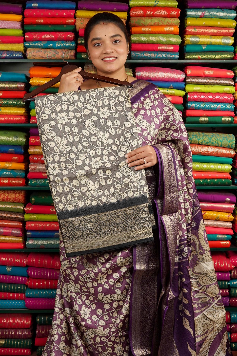 Soft Kora Silk Creaper Print Gray And Black Saree