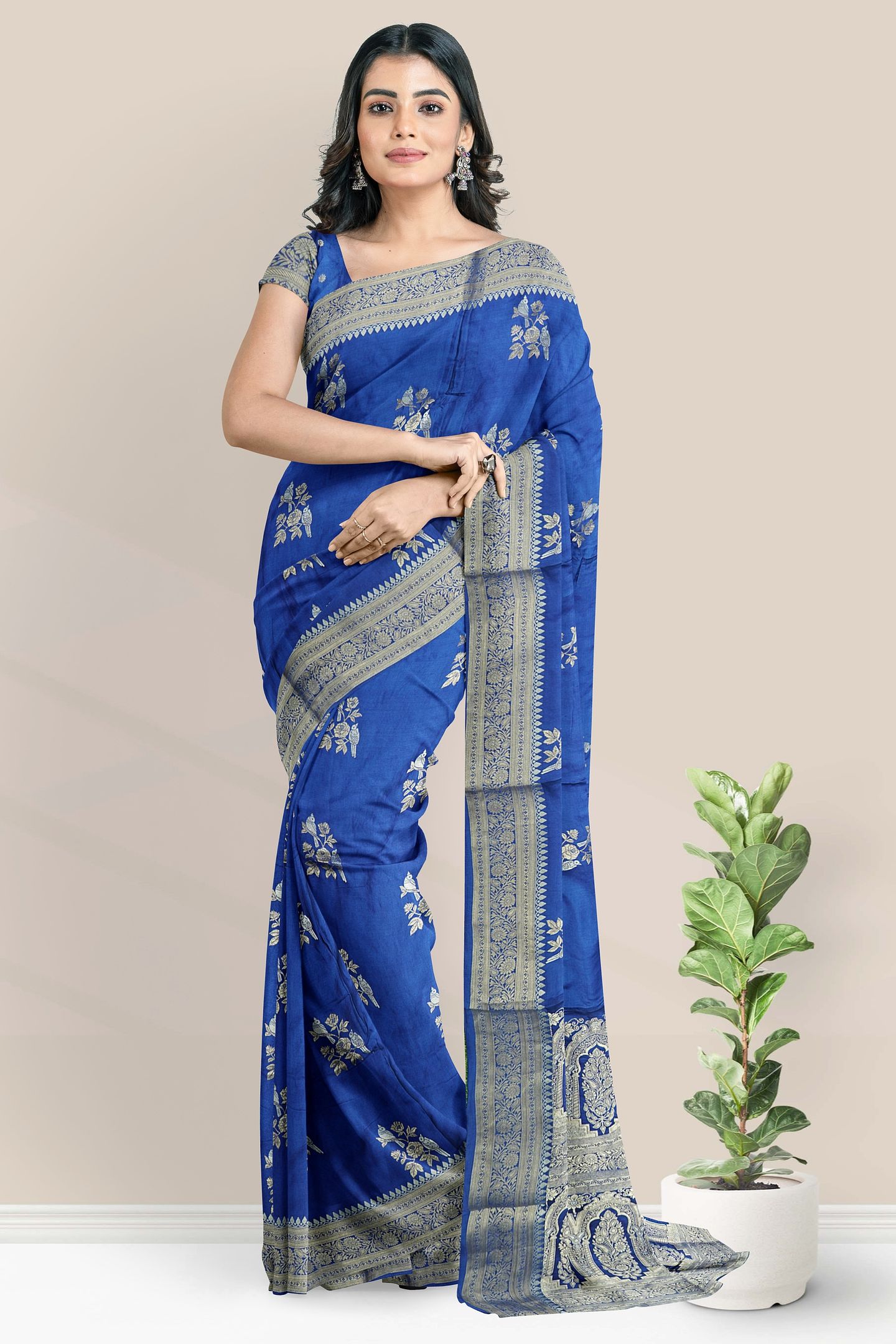 Crepe Silver And Gold Zari Weavning Butta Navy blue Saree