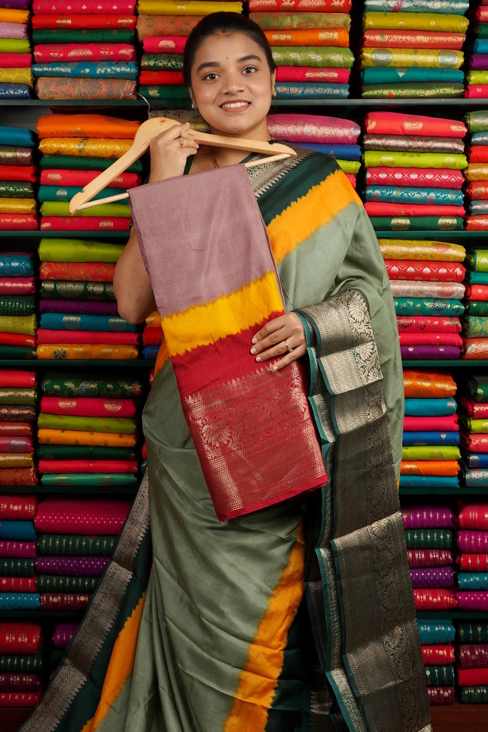 Semi Dola Silk Kanchi  Border Mouve And Yellow And Pinkish Red Saree