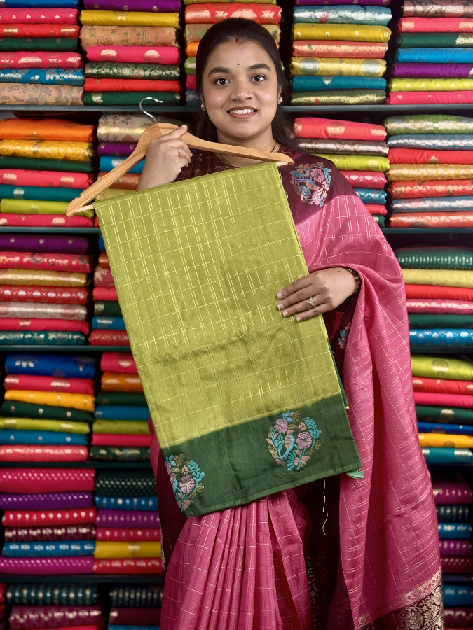 Mashru Silk Dye With Meenakari Border Leaf Green And Dark Green Saree