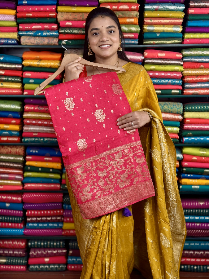Mashru Silk Creeper Border Flower Butta Pink And Purple Saree