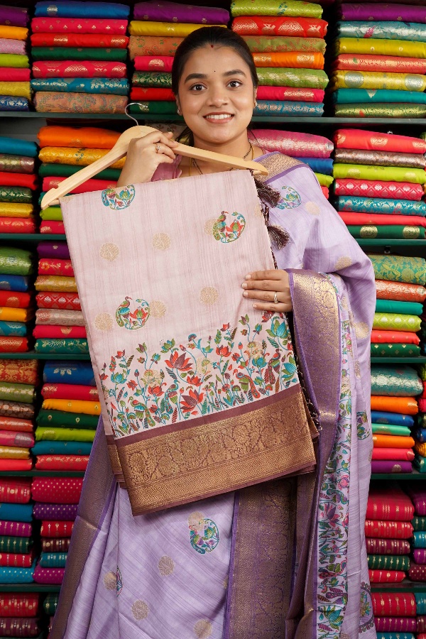Soft Silk Peacock Butti With Zari Border Light Peach And Wine Saree