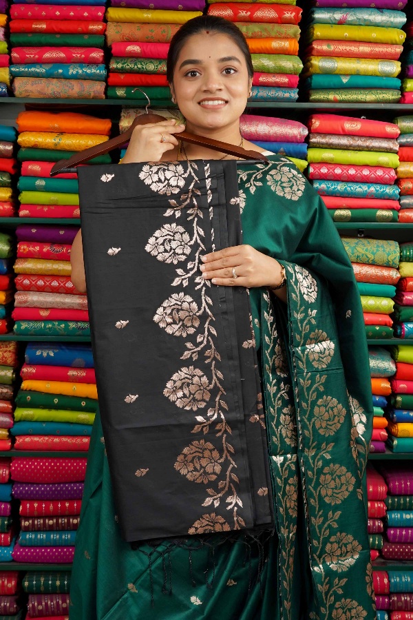 Maheswari Silk Floral Border Black Saree