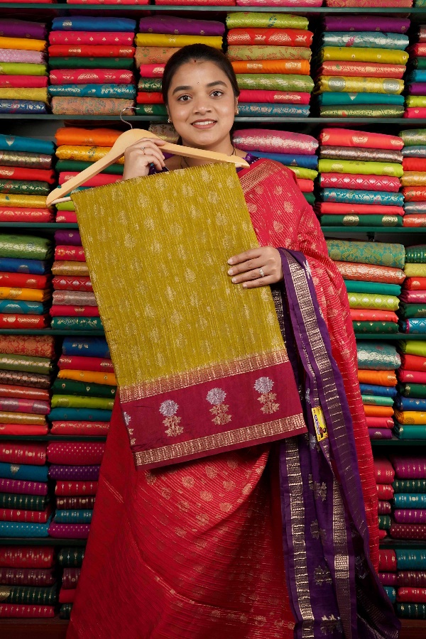 Crushed Silk Gold Zari Menthi Green And Dark Maroon Saree