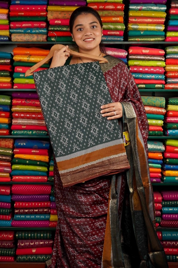 Ikkath Silk Printed Dark Green And Dark Maroon Saree