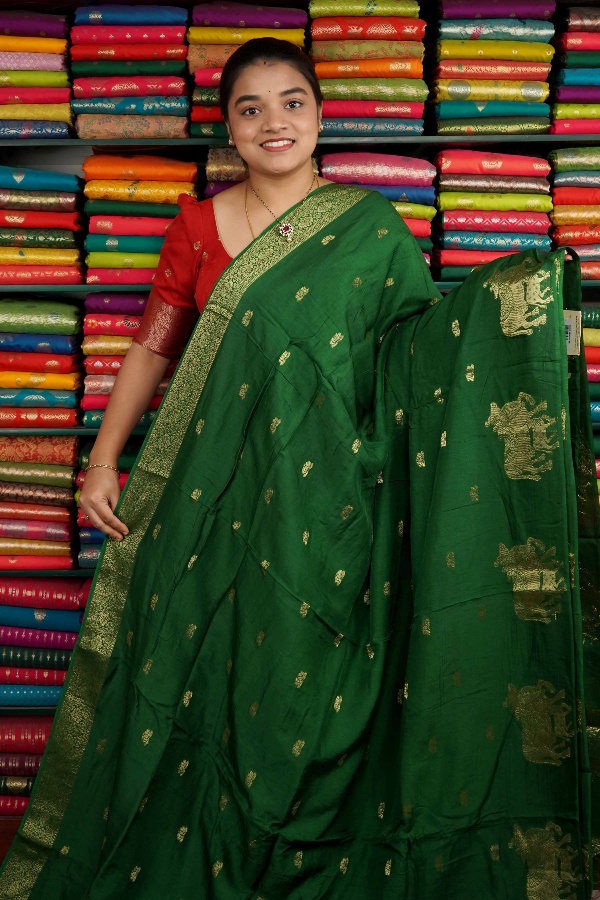 Mashru Silk Lotus Butta Green And Red Saree