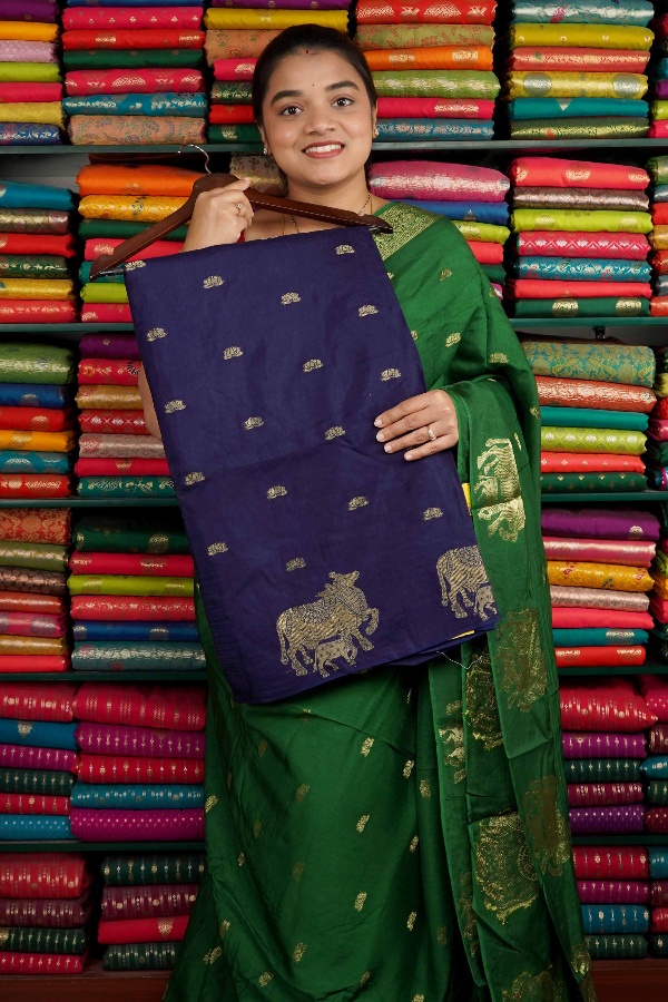 Mashru Silk Lotus Butta NavyBlue And Pink Saree