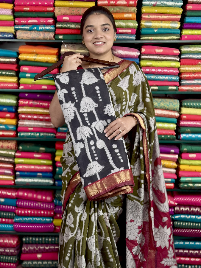 Soft Mangalagiri Silk Lotus Print Black And Maroon Saree