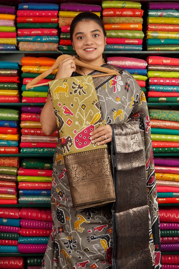 Patola Silk Zari Border Mehandi Green And Brown Saree