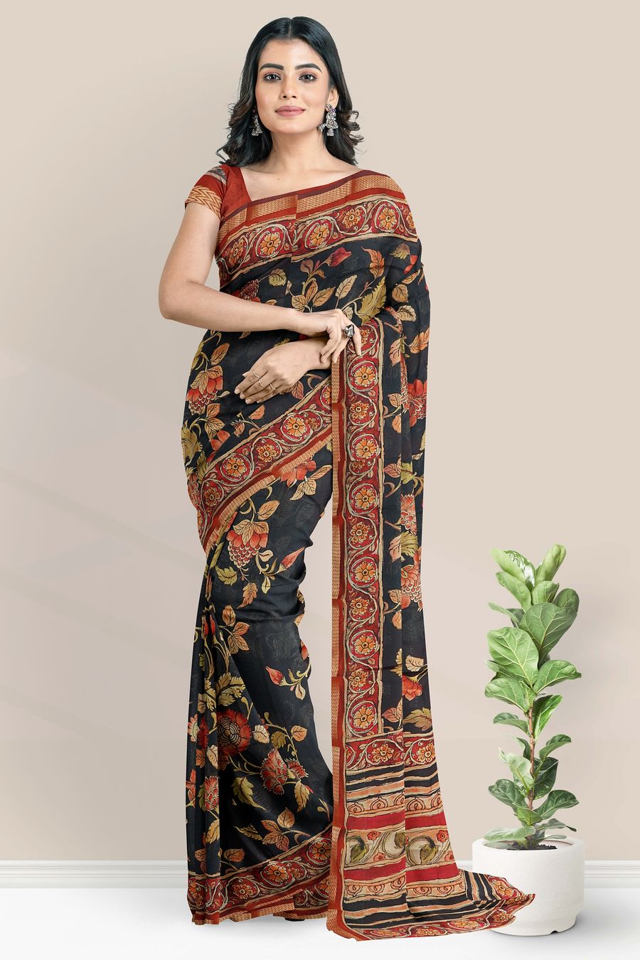 Maheswari Silk Floral Kalamkari Print Black And Maroon Saree