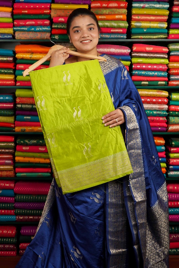 Russian Georgette Zari Butti Parrot Green Saree
