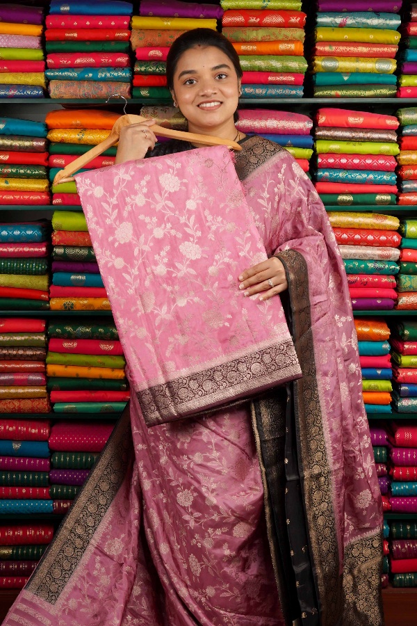 Banarasi Crepe Full Jaal Design Light Pink And Dark Wine Saree