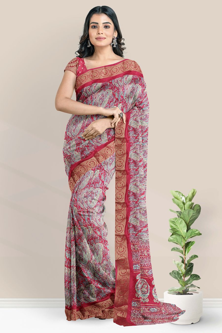 Emboose Silk Gold Zari Weaving Digital Print Bright Pink Saree