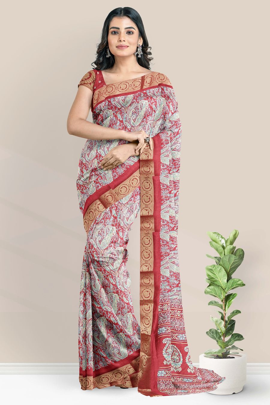 Emboose Silk Gold Zari Weaving Digital Print Dark Maroon Saree