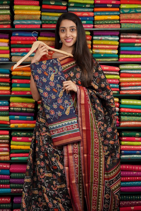 Semi Soft Mangalagiri Silk Printed Navy Blue And Maroon Saree