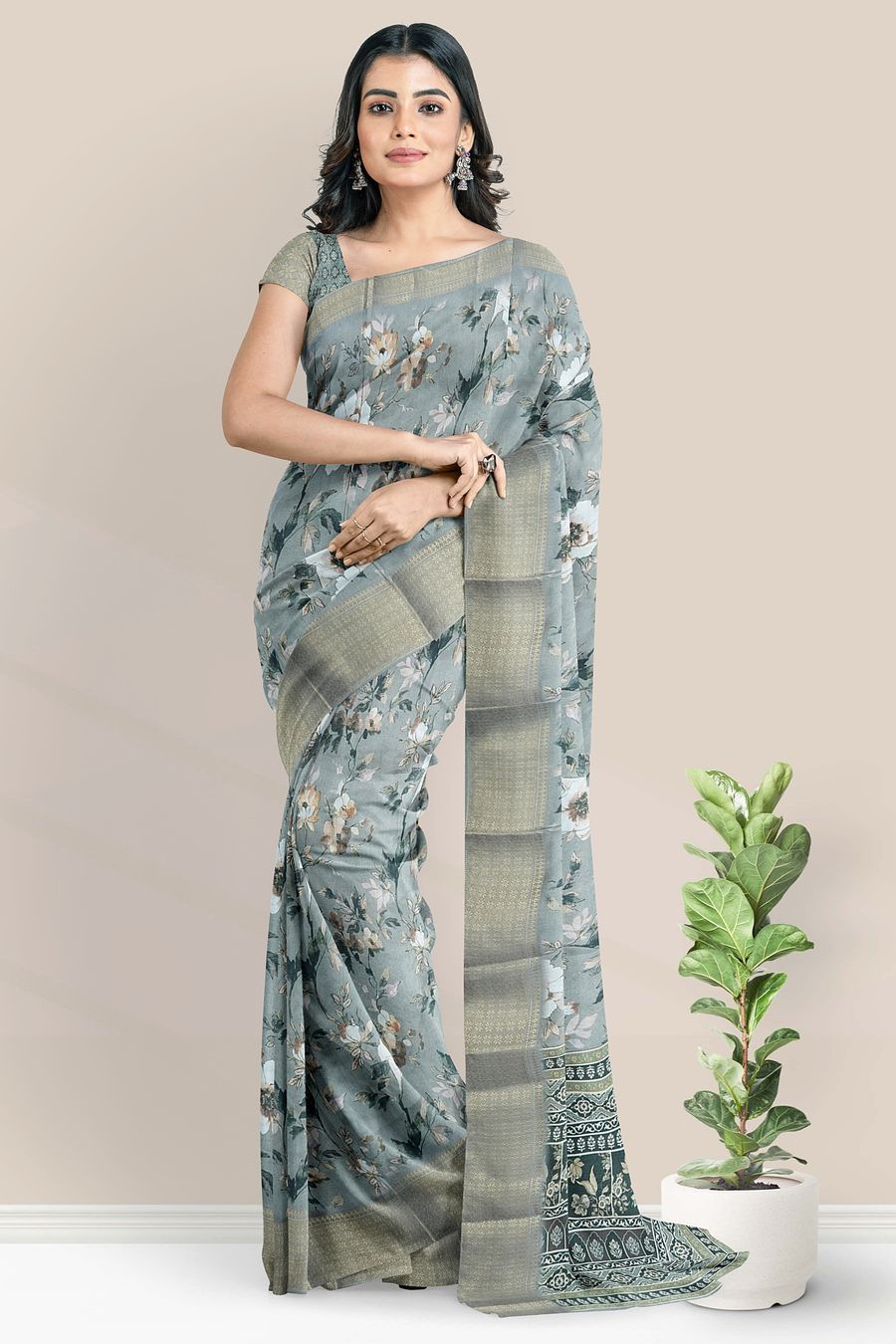 Soft Organza Silk Floral Digital Print Light Gray Saree